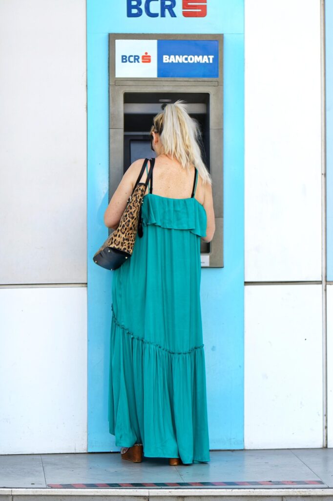 都度払いのフェイシャルで東京のエイジングケアはどう選ぶべき？