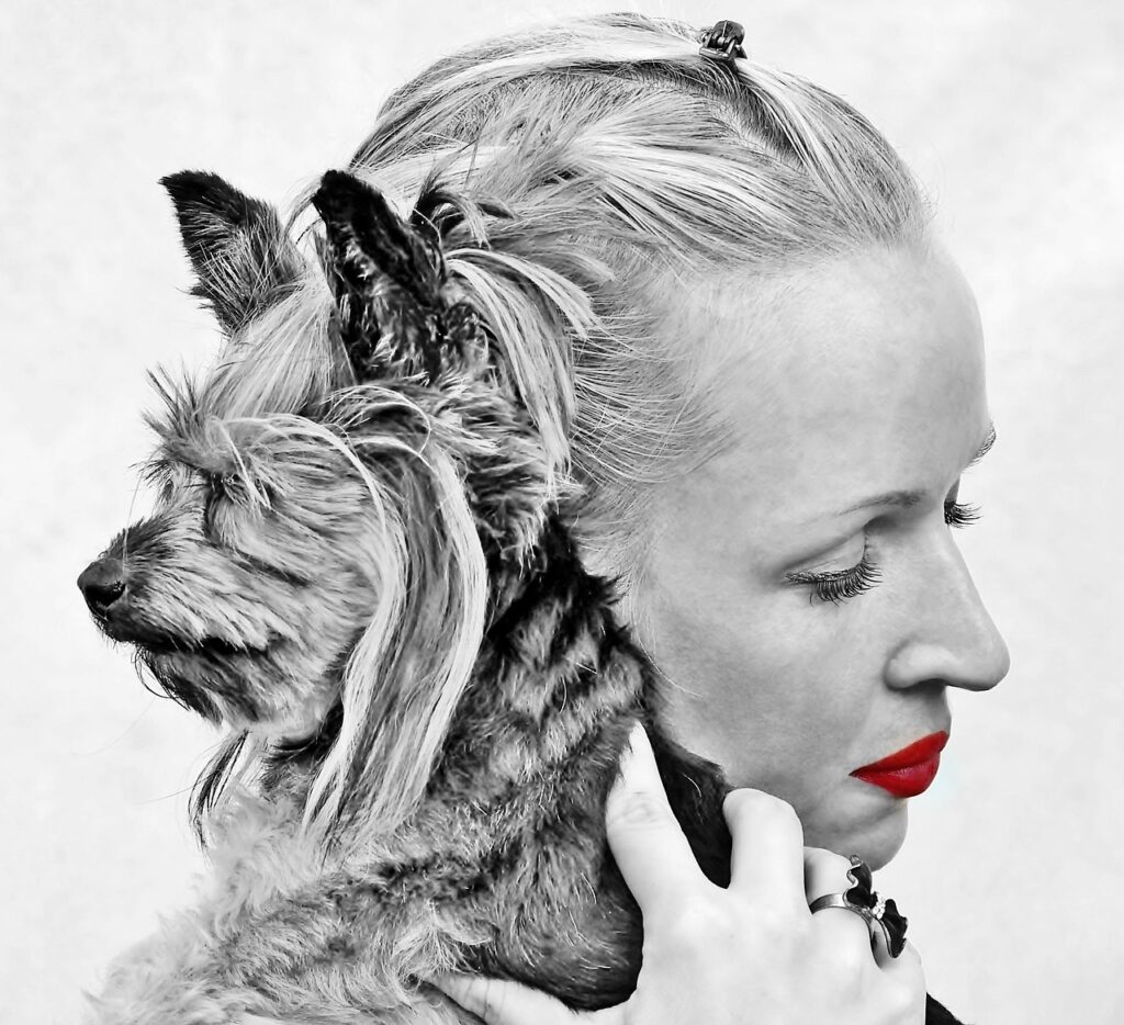 フェイシャルの都度払いで毛穴改善は可能ですか？